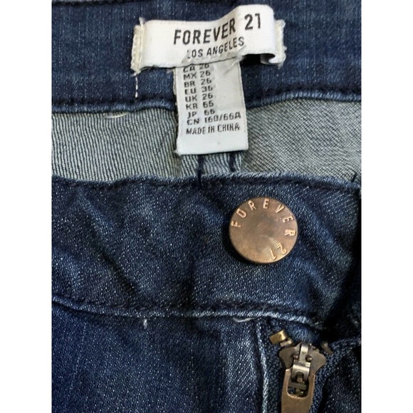 Womens Jean Shorts Size 26 Stretch Mom Denim 9" Rise EUC Forever 21 - Picture 6 of 12